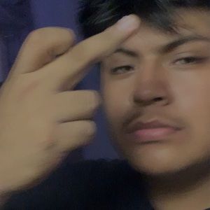 Meet your Posher, Javier